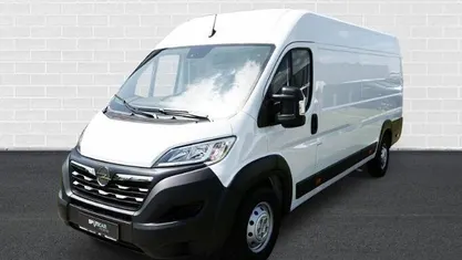 Second-hand Opel Movano 140 CP (102 kW) 2024 Alb Van