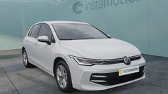 Weiß Gebraucht 2024 VW Golf VIII Life Limousine | 23.740 € (Guter Preis)