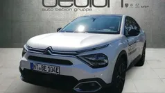 Perlmutt weiss Gebraucht 2023 Citroën e-C4 Shine Limousine | 20.700 € (Guter Preis)
