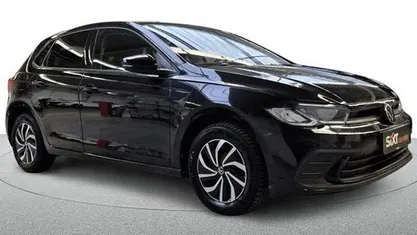 Gebraucht VW Polo Life 95 PS (69 kW) 2023 Schwarz Kleinwagen