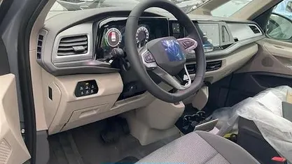 Neu VW Multivan Business 245 PS (180 kW) 2026 Indiumgrau metallic Van