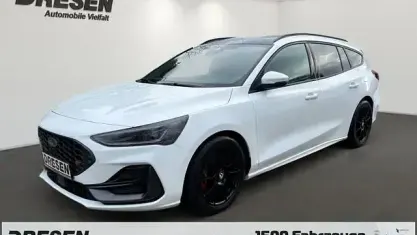 Gebraucht Ford Focus ST 280 PS (205 kW) 2023 Weiss Kombi