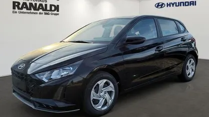 Gebraucht Hyundai i20 Select 101 PS (74 kW) 2025 Kleinwagen