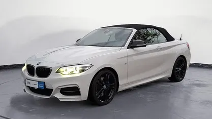 Weiß Gebraucht 2021 BMW M240 M Sport Cabrio | 36.590 € (Fairer Preis)