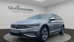 Silber Gebraucht 2022 VW Passat Alltrack Kombi | 28.890 € (Guter Preis)