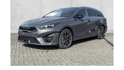 Neu Kia Ceed Sportswagon GT-Line 140 PS (102 kW) 2026 Silber Kombi