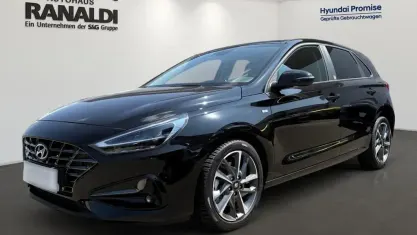 Gebraucht Hyundai i30 Edition 30+ 159 PS (116 kW) 2021 Schwarz Limousine