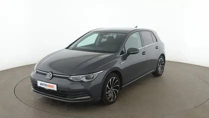 Grau Gebraucht 2021 VW Golf VIII Style Limousine | 23.850 € (Fairer Preis)