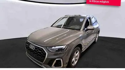 Gebraucht Audi Q5 S-Line 204 PS (150 kW) 2023 Chronosgrau metallic SUV