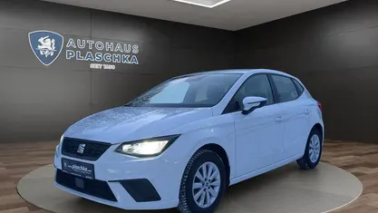 Candy weiß Gebraucht 2021 Seat Ibiza Reference | 11.950 € (Guter Preis)