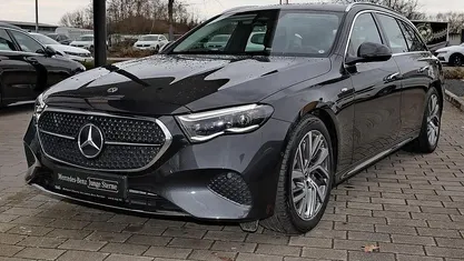 Metalliclack graphitgrau Gebraucht 2025 Mercedes E300 Kombi | 49.990 € (Superpreis)