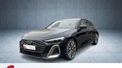 Mythosschwarz metallic Gebraucht 2024 Audi A5 Edition .1 Coupé | 58.780 € (Fairer Preis)