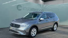 Grau Gebraucht 2024 VW Tiguan Allspace S SUV | 37.649 € (Superpreis)