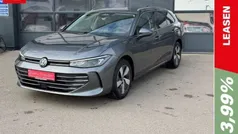 Grau Gebraucht 2024 VW Passat Business Kombi | 35.950 € (Fairer Preis)