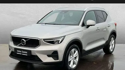 Silver dawn Gebraucht 2025 Volvo XC40 Core SUV | 34.650 € (Guter Preis)