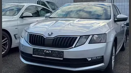 Gebraucht Skoda Octavia Ambition 165 PS (121 kW) 2019 Limousine