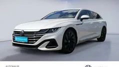 Oryxwhite perlmutteffekt Gebraucht 2021 VW Arteon R-line Kombi | 36.890 € (Fairer Preis)