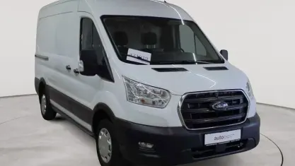 Gebraucht Ford Transit Trend 105 PS (77 kW) 2022 Frozen white Pickup