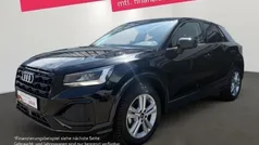 Brillantschwarz Gebraucht 2024 Audi Q2 Advanced SUV | 25.980 € (Fairer Preis)