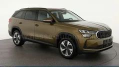 Gebraucht 2025 Skoda Kodiaq Selection SUV | 43.995 € (Fairer Preis)