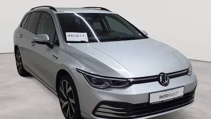 Gebraucht VW Golf VIII Style 150 PS (110 kW) 2021 Reflexsilber metallic Kombi