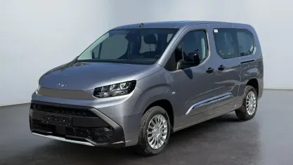 Neu Toyota Proace Verso Business Edition 110 PS (80 kW) 2026 Weiß Kombi