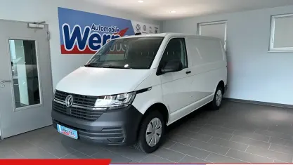 Gebraucht VW T7 110 PS (80 kW) 2025 Weiß Van