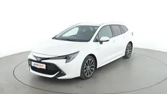 Weiß Gebraucht 2022 Toyota Corolla Team Kombi | 21.940 € (Superpreis)