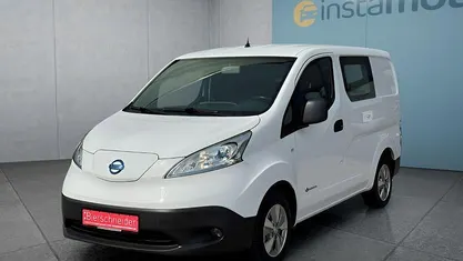 Weiß Gebraucht 2019 Nissan e-NV200 Van / Kleinbus | 12.049 € (Guter Preis)