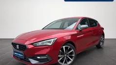 "desire" rot metallic Gebraucht 2022 Seat Leon FR Limousine | 25.980 € (Fairer Preis)