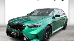 Grün Neu 2025 BMW M5 Comfort Edition Kombi | 157.100 €