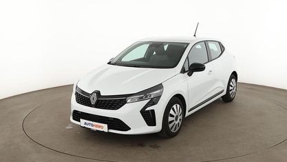 Używany Renault Clio V Evolution 91 KM (66 kW) 2024 Biały Sedan/Limuzyna