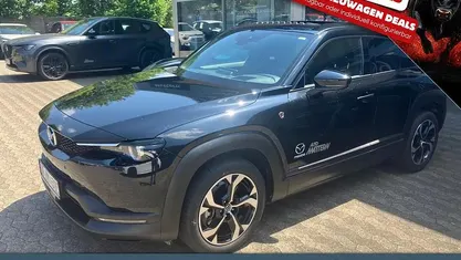 Schwarz Gebraucht 2023 Mazda MX30 Makoto SUV | 26.989 € (Fairer Preis)