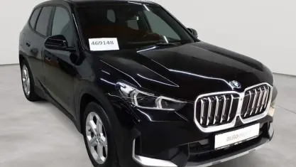 Begagnad BMW iX1 Performance 230 kW (313 HK) 2023 Svart SUV