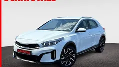 Weiss ((wd) cararraweiss) Gebraucht 2024 Kia XCeed Comfort SUV | 23.479 € (Superpreis)
