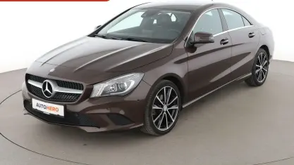 Gebraucht Mercedes CLA180 Urban 122 PS (89 kW) 2016 Braun Coupé