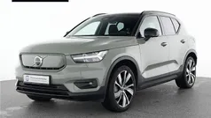 Grün Gebraucht 2022 Volvo XC40 Pro SUV | 32.550 € (Fairer Preis)
