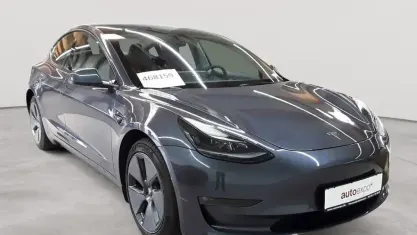 Gebraucht Tesla Model 3 366 kW (498 PS) 2022 Midnight silver metallic Limousine