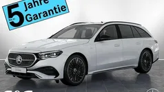 Manufaktur lack manufaktur opali Gebraucht 2024 Mercedes E300 AMG Kombi | 73.899 €