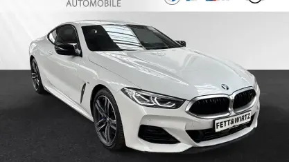 Gebraucht BMW M850 Efficient Dynamics 530 PS (389 kW) 2023 Mineralweiss metallic Coupé