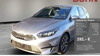 Neu Kia Ceed Style 140 PS (102 kW) 2026 Silber Kleinwagen