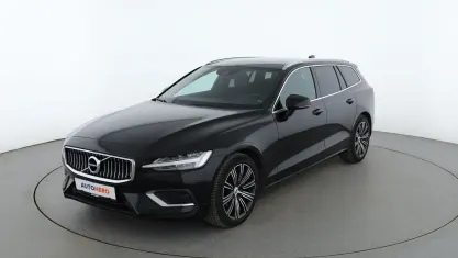 Gebraucht Volvo V60 Inscription 190 PS (139 kW) 2019 Schwarz Kombi