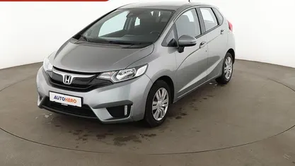Gebraucht Honda Jazz Trend 102 PS (75 kW) 2017 Grau Kleinwagen