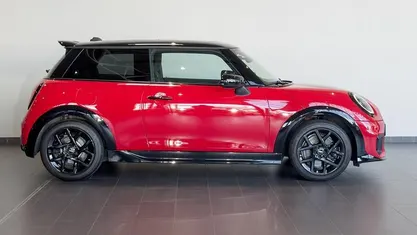Gebraucht Mini John Cooper Works 156 PS (114 kW) 2025 Rot Kleinwagen