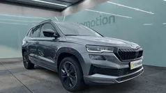 Grau Gebraucht 2023 Skoda Karoq SportLine SUV | 37.187 € (Fairer Preis)