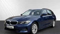 Blau Gebraucht 2020 BMW 318 Efficient Dynamics Kombi | 20.990 € (Guter Preis)