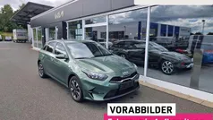 (exg) experience green m Neu 2025 Kia Ceed Limousine | 22.899 € (Guter Preis)