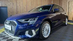 Blau Gebraucht 2023 Audi A3 Sportback Advanced Limousine | 29.900 € (Fairer Preis)
