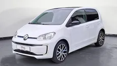 Pure white/deep black perleffe Gebraucht 2021 VW e-up! Style Kleinwagen | 12.060 € (Fairer Preis)