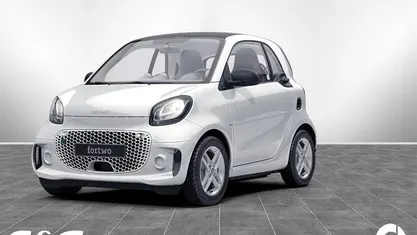 Weiß Gebraucht 2022 Smart ForTwo Coupé Kleinwagen | 10.790 € (Fairer Preis)